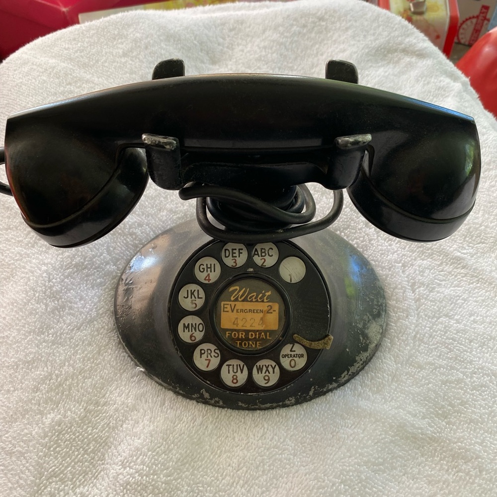 Vintage Black Rotary Dial Telephone